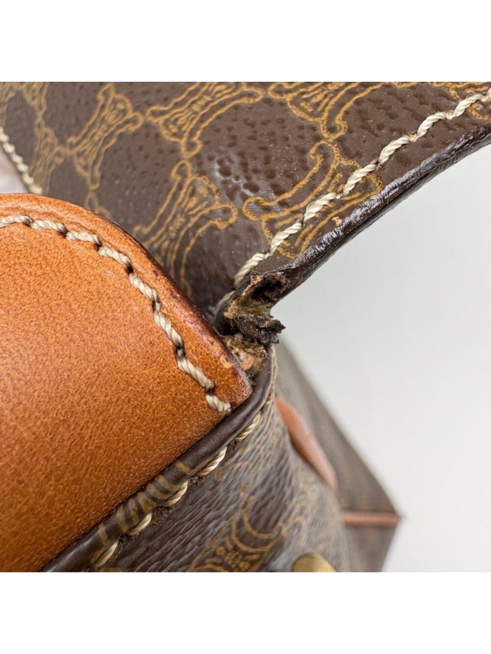 Celine Macadam Shoulder Bag Circle Logo Brown - Picture 8 of 11